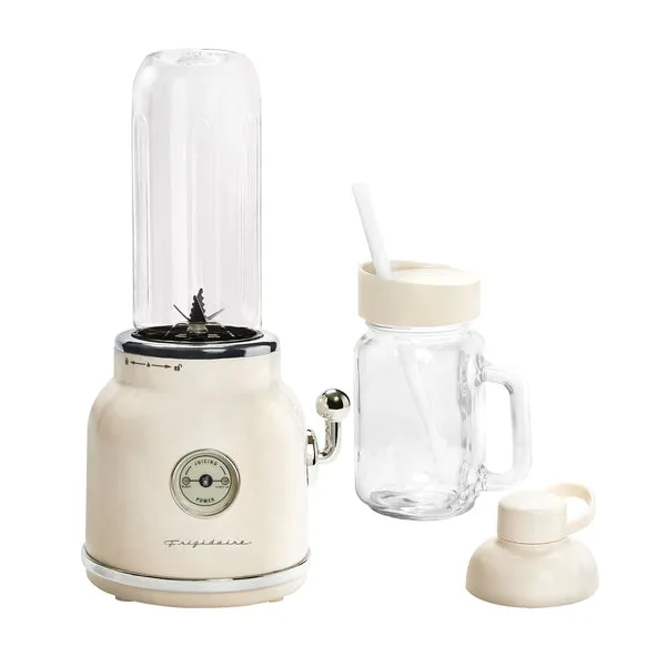 300-Watt 20.3-Oz. 2-Speed Retro Smoothie Maker with Mason Jar (Cream)