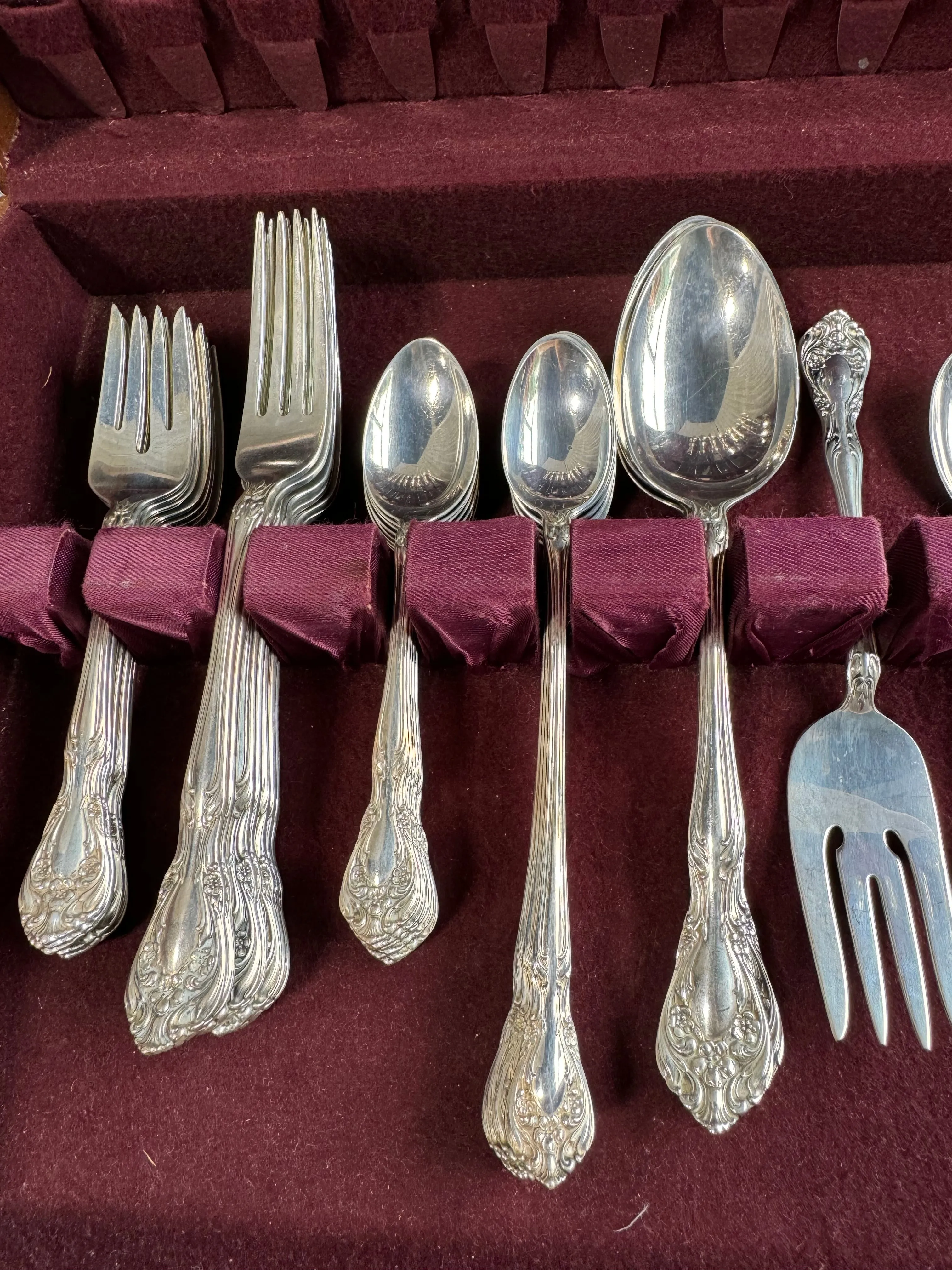 78-Piece Alvin Chateau Rose Sterling Silver Flatware Set with 8 Silver Plated Knives